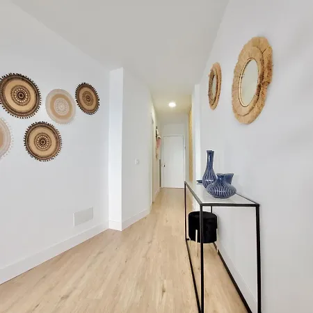 Coastal Vibe Apartment *